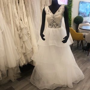 V neck wedding gown for sale